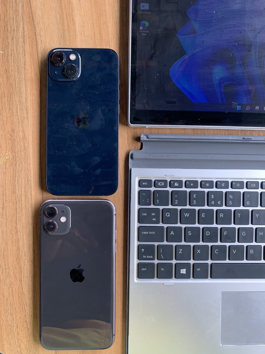 Val Gadgets tweet media