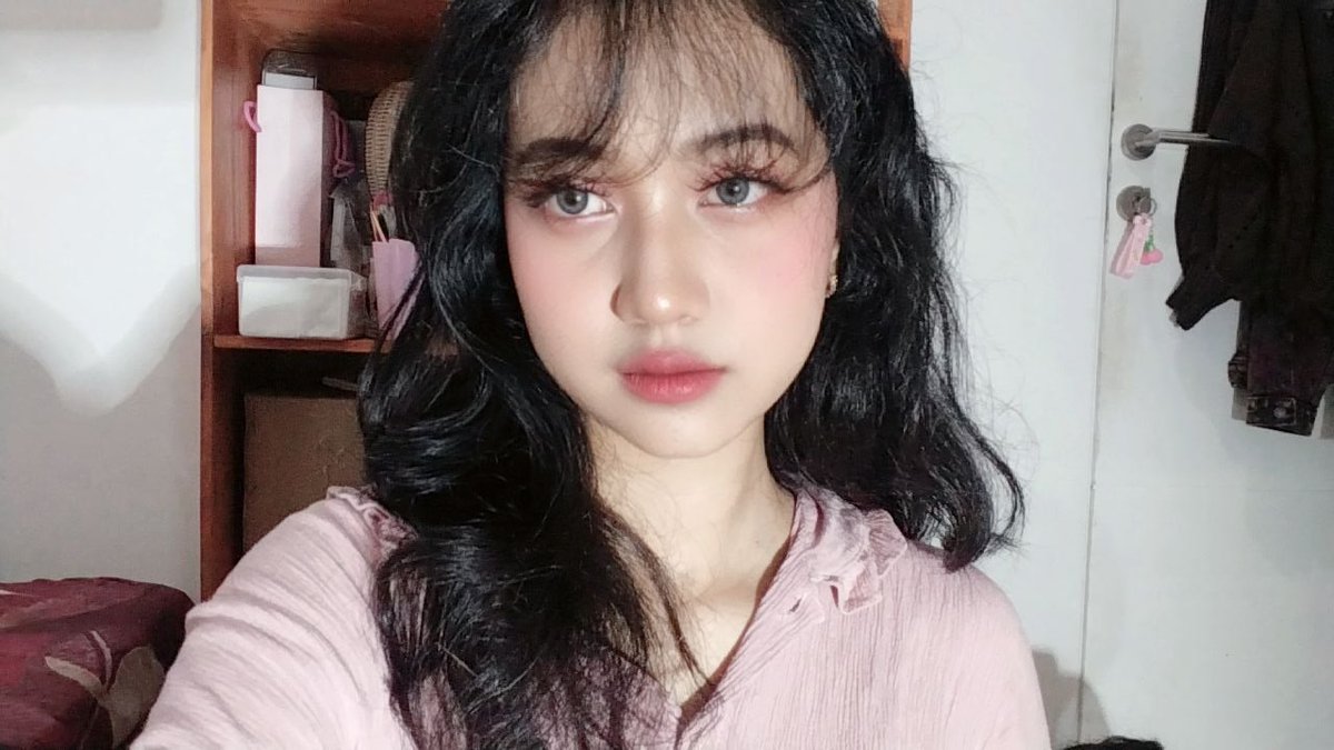 Vee 🎀 || ENHYPEN IS 7 tweet media