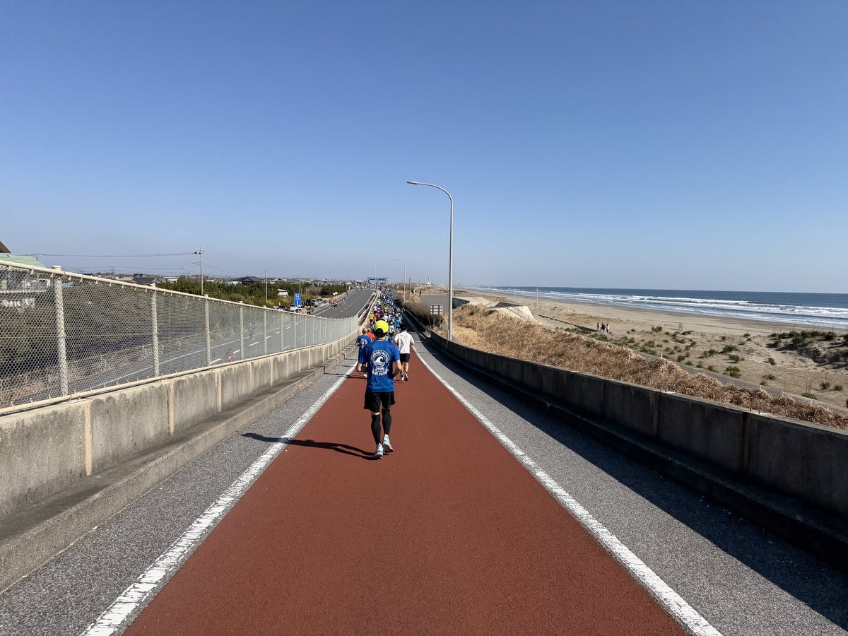 kaz012667's tweet photo. R8.2.22 東金・九十九里波乗りハーフマラソン
自己ベスト更新しました！ https://t.co/GCtulSCnYj