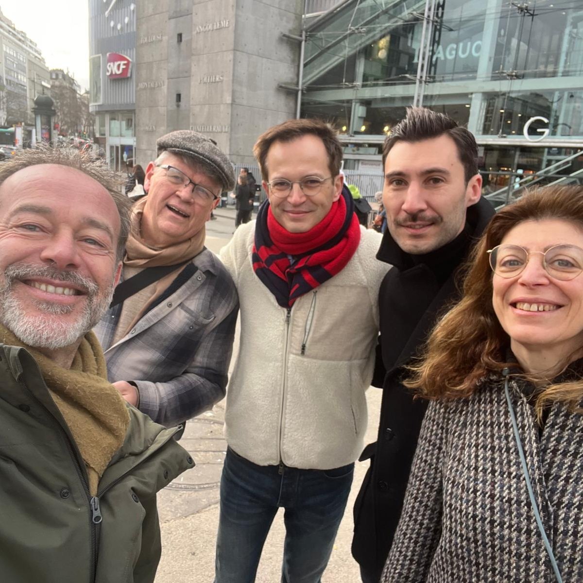 Pyb_Paris14's tweet photo. À la rencontre des habitants du 14ème ce week-end pour porter le projet de Felix de Vidas et de Pierre-Yves Bournazel à Paris.
➡️ Les 15 et 22 mars, place à l’alternance! 
#Bournazel2026 #Paris14 #Municipales2026 https://t.co/56JaHDDCSE