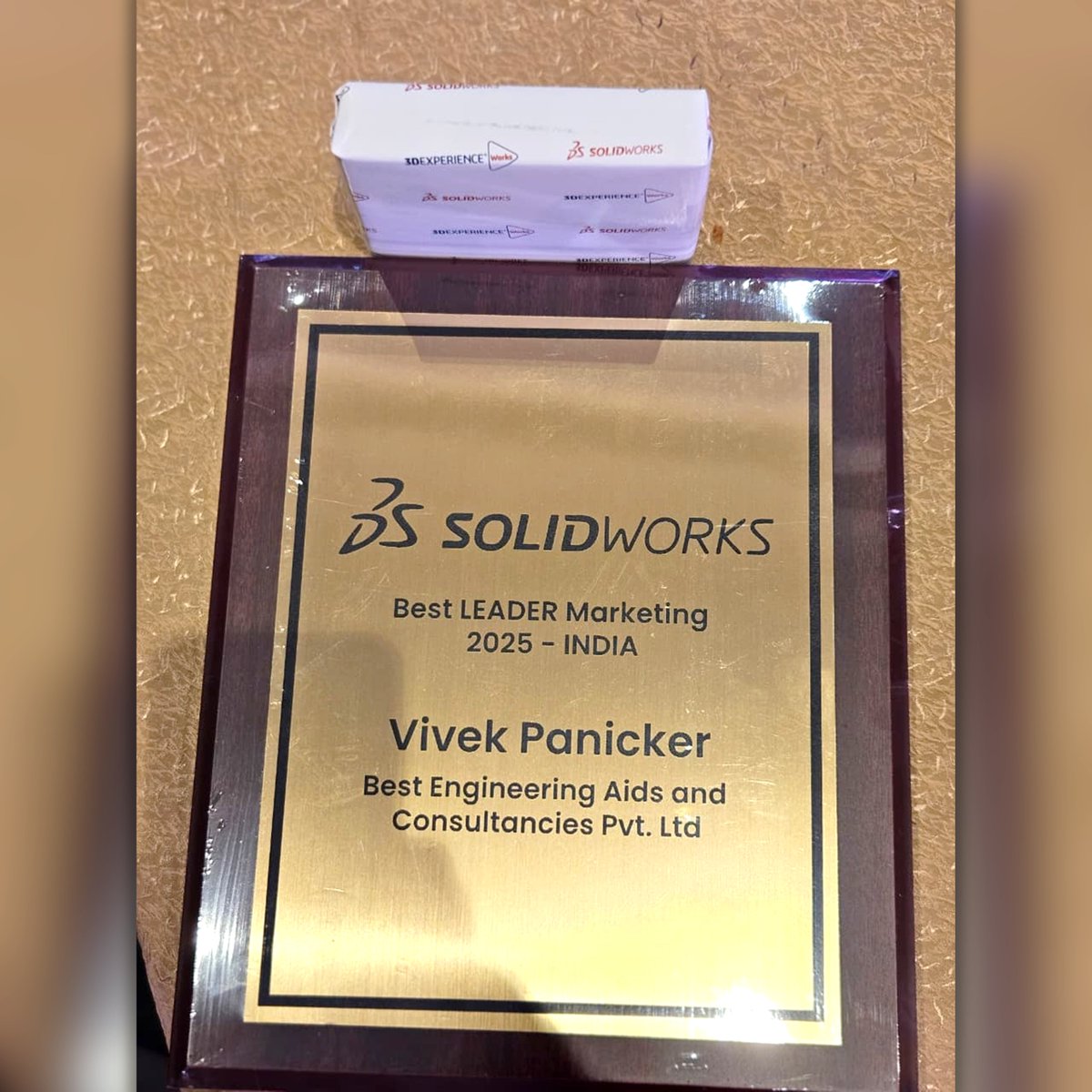 vivekpanicker91's tweet photo. Truly grateful &amp; honoured to receive “Best Marketing Leader 2025 – India” award at SOLIDWORKS India VAR Kick Off 2026, Visakhapatnam😊🎉

Thankful to my leadership, mentors &amp; team for their constant support - this recognition belongs to all of us

@BEACONIndia_3D @SOLIDWORKSIndia https://t.co/TqEZC5qiSd