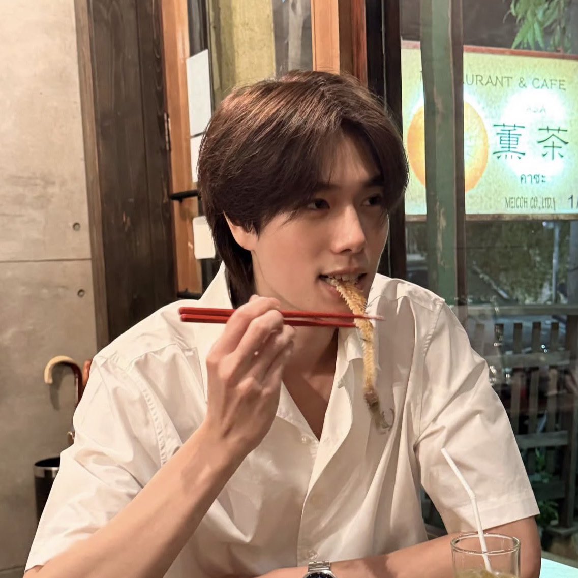 ธุรกิจที่คุณปอนด์อาจจะทำในวันข้างหน้าอาจจะเป็นร้านอาหารและเบเกอรี่