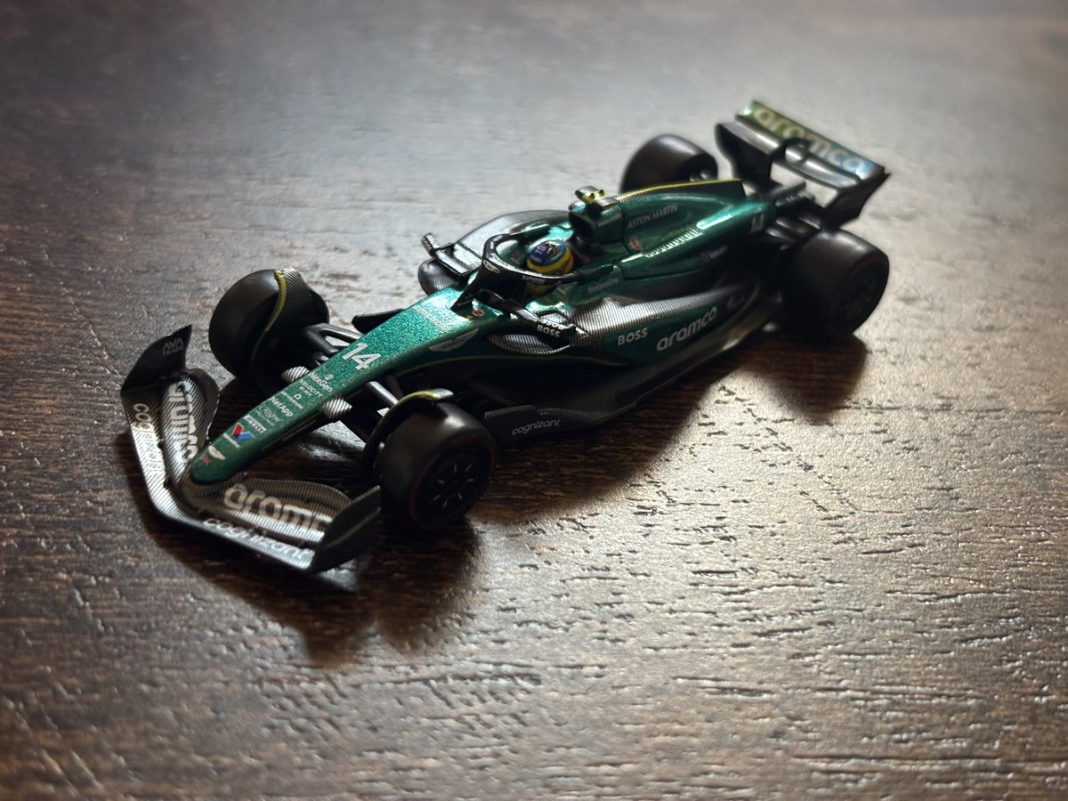 fuuchin_'s tweet photo. 今日の収穫✨
MINI GTとBBR MODELSから
Aston Martin AMR24 #14
Fernand Alonso
Ferrari SF90 Stradale
Rosso Corsa & Giallo Modena
#minigt #bbrmodels https://t.co/HyTWEhEhCI