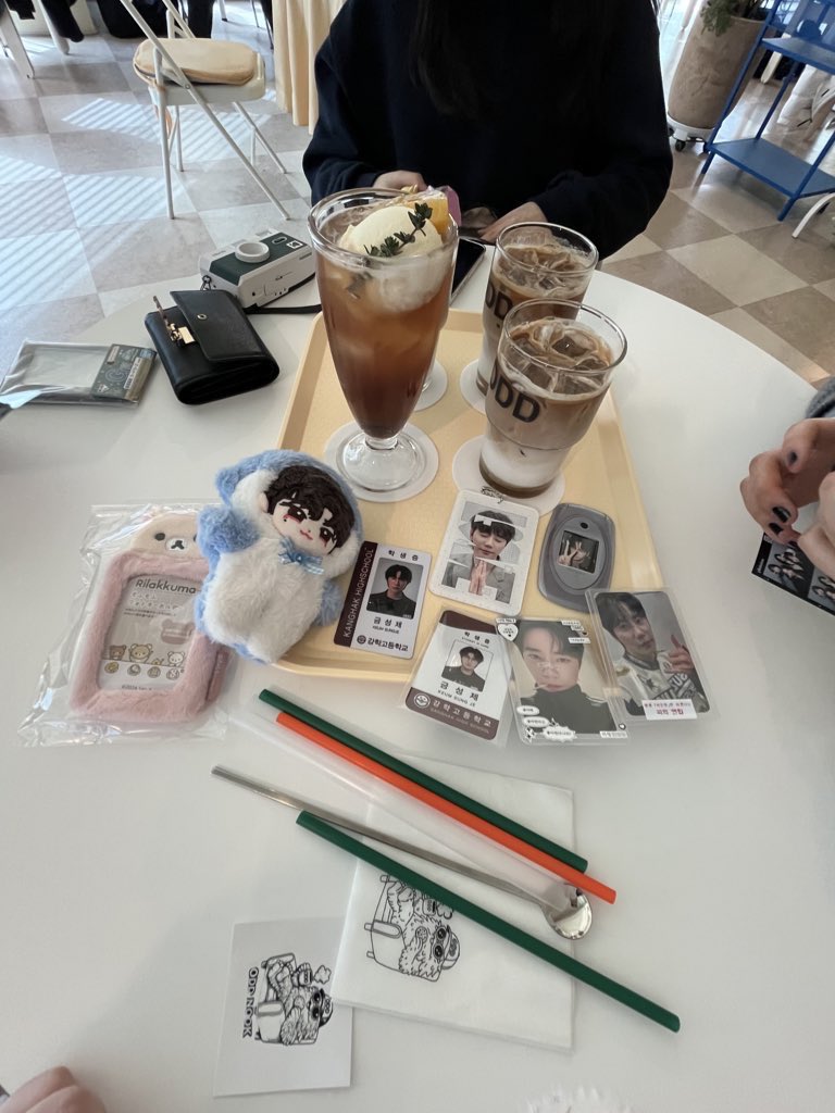 초쿄볼 tweet media