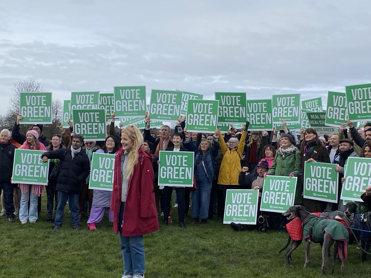 HarrietLamb_'s tweet photo. The love ⁦@GreenPartyHan⁩ has for her Manchester community is so strong. She really cares for people and offers the sorely needed politics of hope for ordinary people. Which is why tradespeople are beeping their horns in support when they see us on the street. https://t.co/nhN5hUxBmr