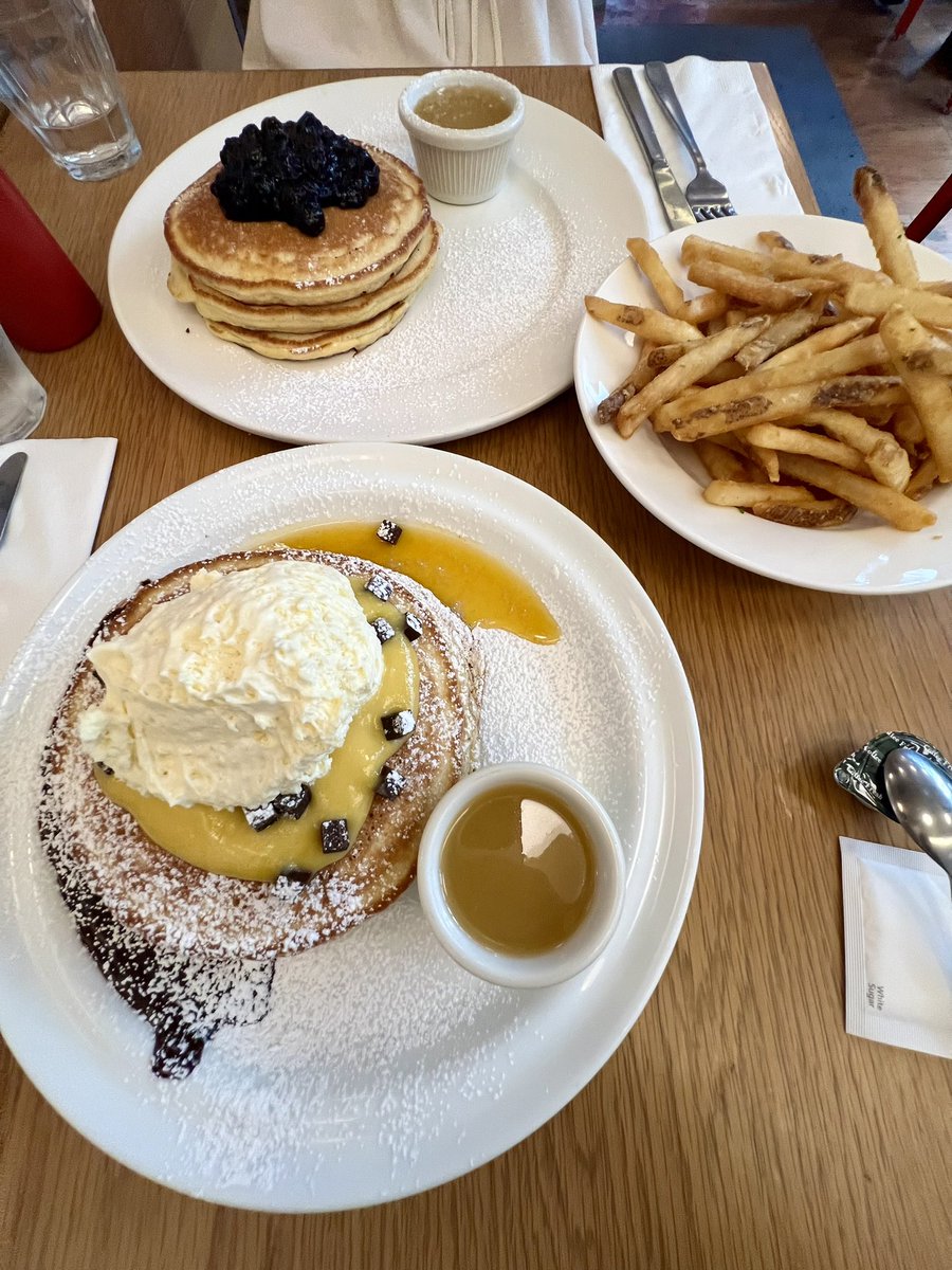 buraunburaun's tweet photo. クリントン🥞( 'ч' ) https://t.co/iYZkC5Lt50
