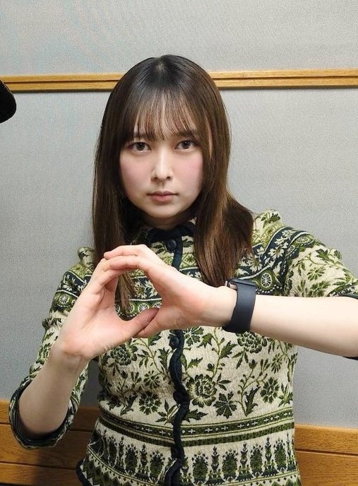 真顔でさえ、比類なき可愛さです♡絢音ちゃん大天使っ🥰❣️ その