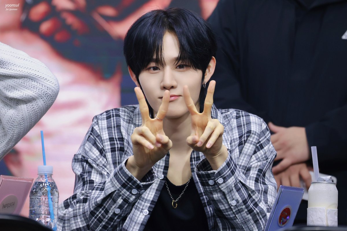 yoonsul tweet media