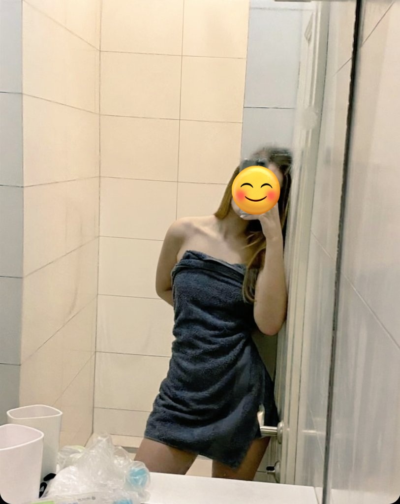 Hola Domingueros!! ¿Ya cogieron? Les dejo una fotito actual para que no se enamoren de mi yo pasado jijiji, tengo mas fotos antiguas