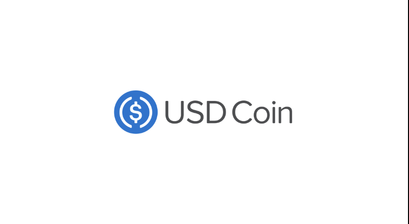 thedatadesk30's tweet photo. 🚨 BREAKING: Coinbase lets you earn 3.5% on USDC — paid in BTC weekly!  Coinbase One members: Hold $USDC, flip the switch, get $btc rewards every Friday (or USDC). Unlimited, no min, no conversion fees. 

Stack sats on stablecoin? Huge for premium users!  

Thoughts? 

(Link in comments 👇)