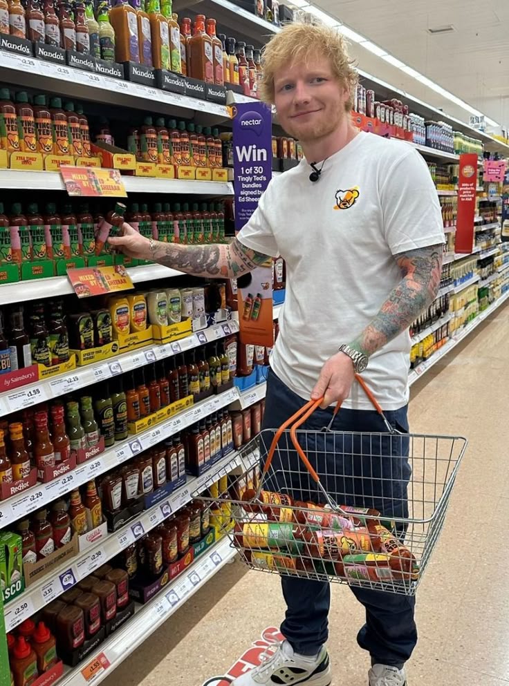 Your Trustworthy Ginger tweet media