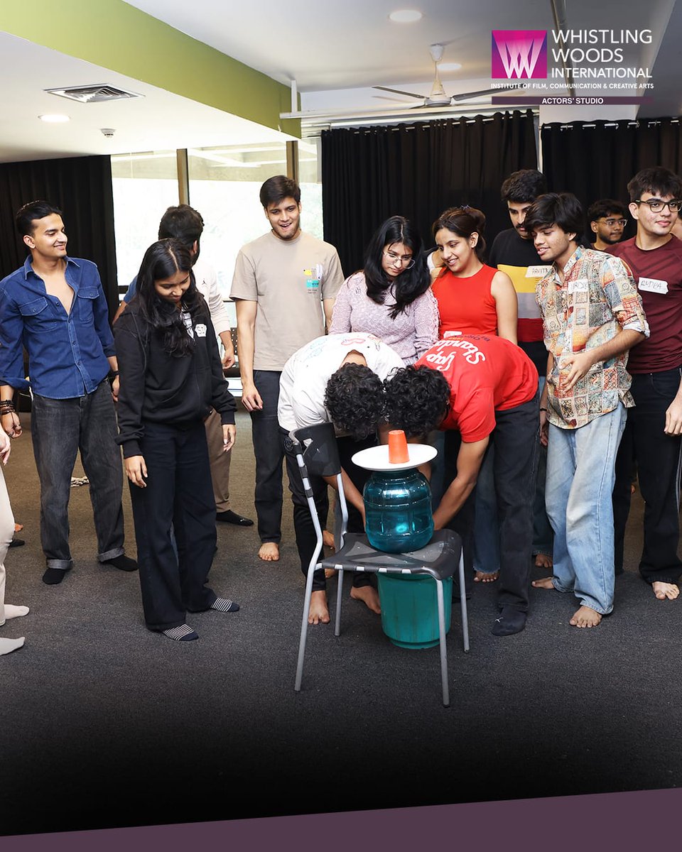Whistling_Woods's tweet image. This week, our acting students engaged in an intensive masterclass with Sergei Tcherkasski from the Russian State Institute of Performing Arts. 

#whistlingwoodsinternational #dowhatyoulove #actor #acting