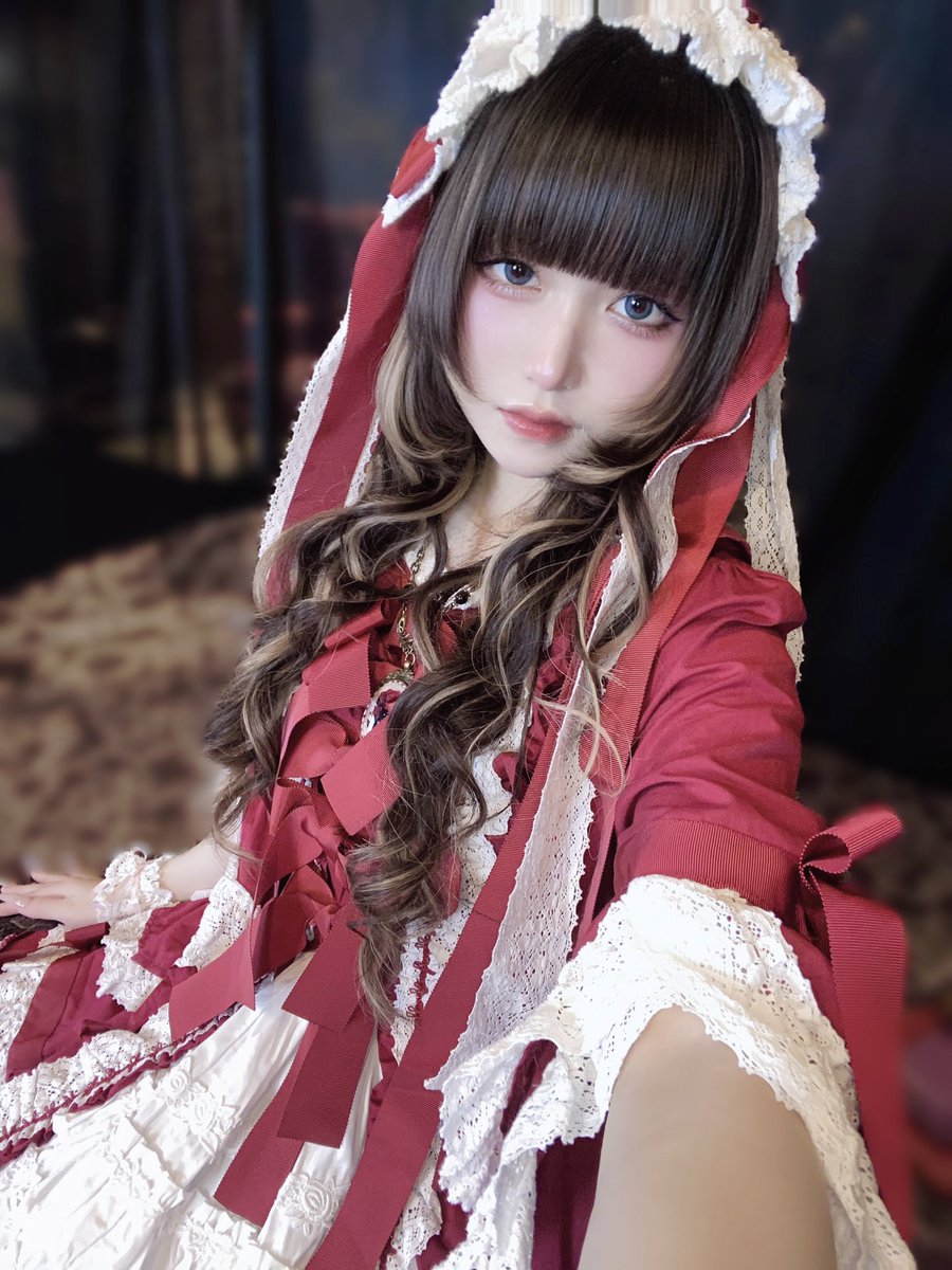 ローブ・ア・ラ・フランセーズ🥀