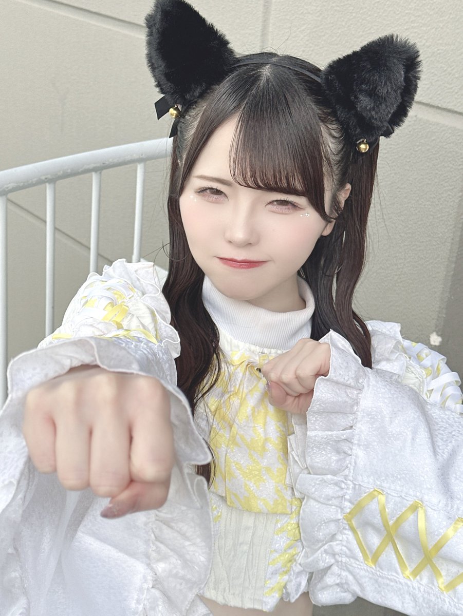 今よそ見してたニャ〜〜！？ #なっちゃん好きっちゃん