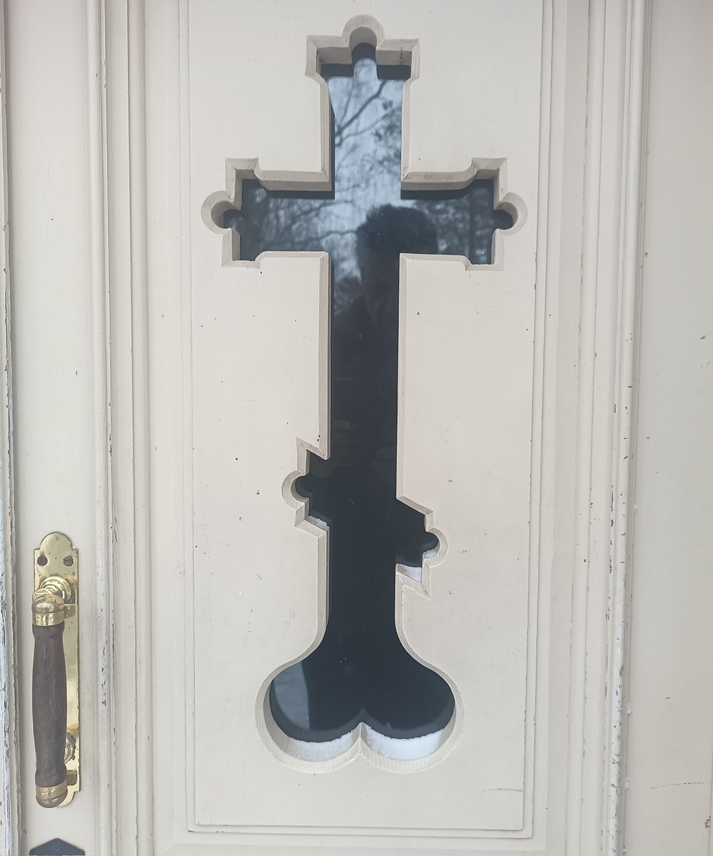 Валаам. Храм в одном из скитов. Что бы это значило?