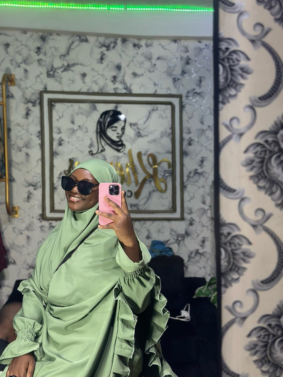 Robbiah❤ tweet media