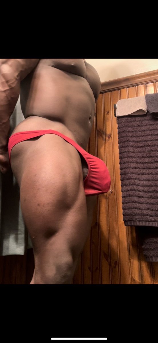 MUSCLE GODS tweet media