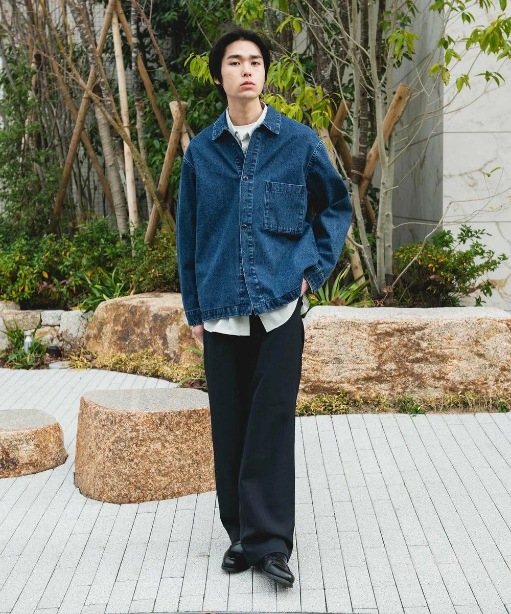 今季トレンドのデニムアウターですが、アーバンリサーチDOORSの