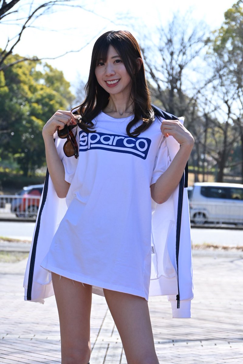 今日渡したチョコは必ず600wくらいの電子レンジで10-20秒づつくらいあっためてから食べてみてください！中はチョコがはいっててとろけます！食べずに少しの期間の観賞用でも大丈夫です！←

話していたネップリはこちらです！
ネップリ大事ですので宜しくね😍圧
mbneppuri.com/9044/105839827…