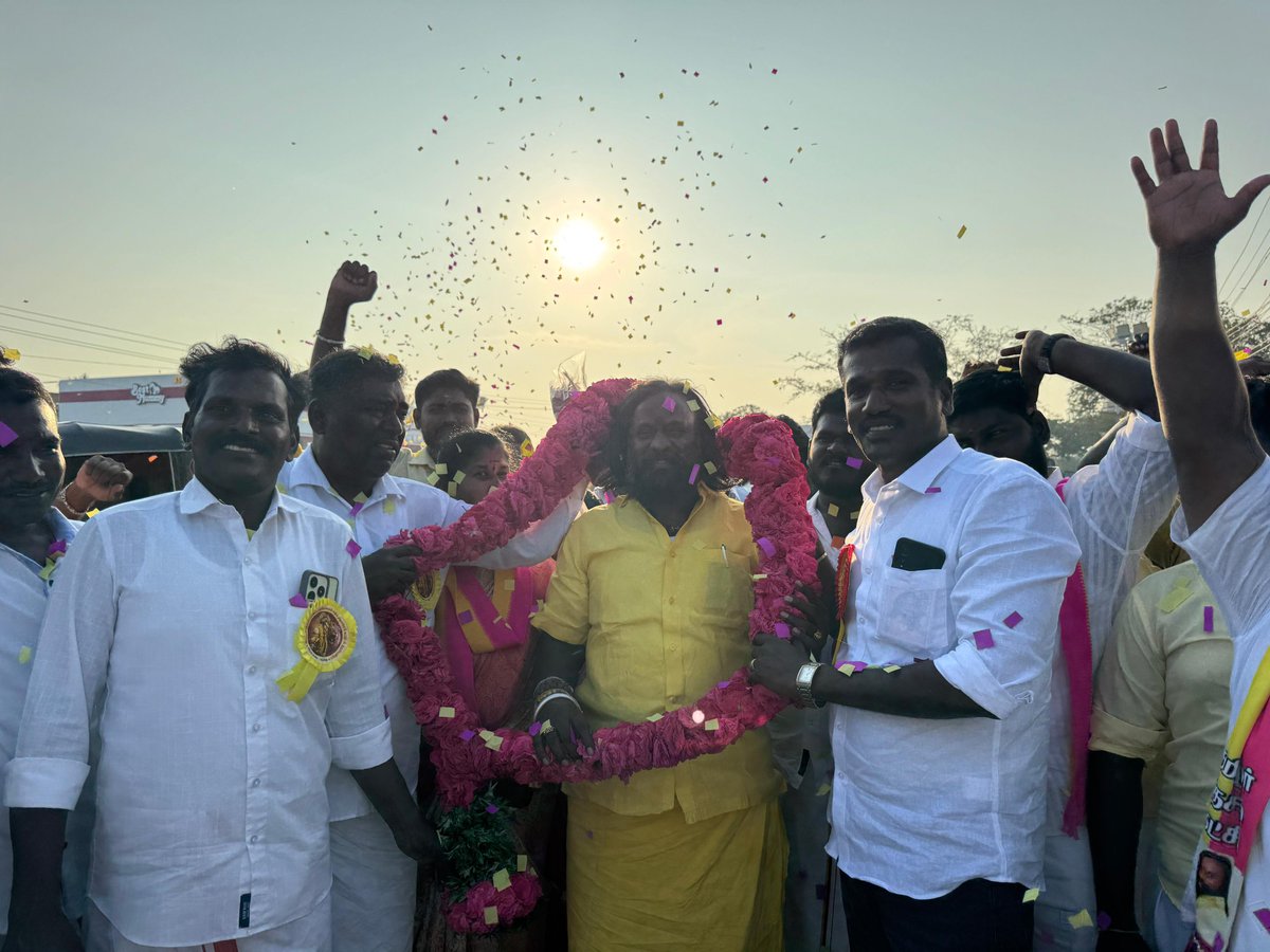 இன்றைய தினம் 22.02.2026, ஞாயிற்றுக்கிழமை - இராமநாதபுரம் மாவட்ட முத்தரையர் சங்க கட்டிட திறப்பு விழா கழுகூரணியில் சிறப்பாக நடந்து முடிந்தது.