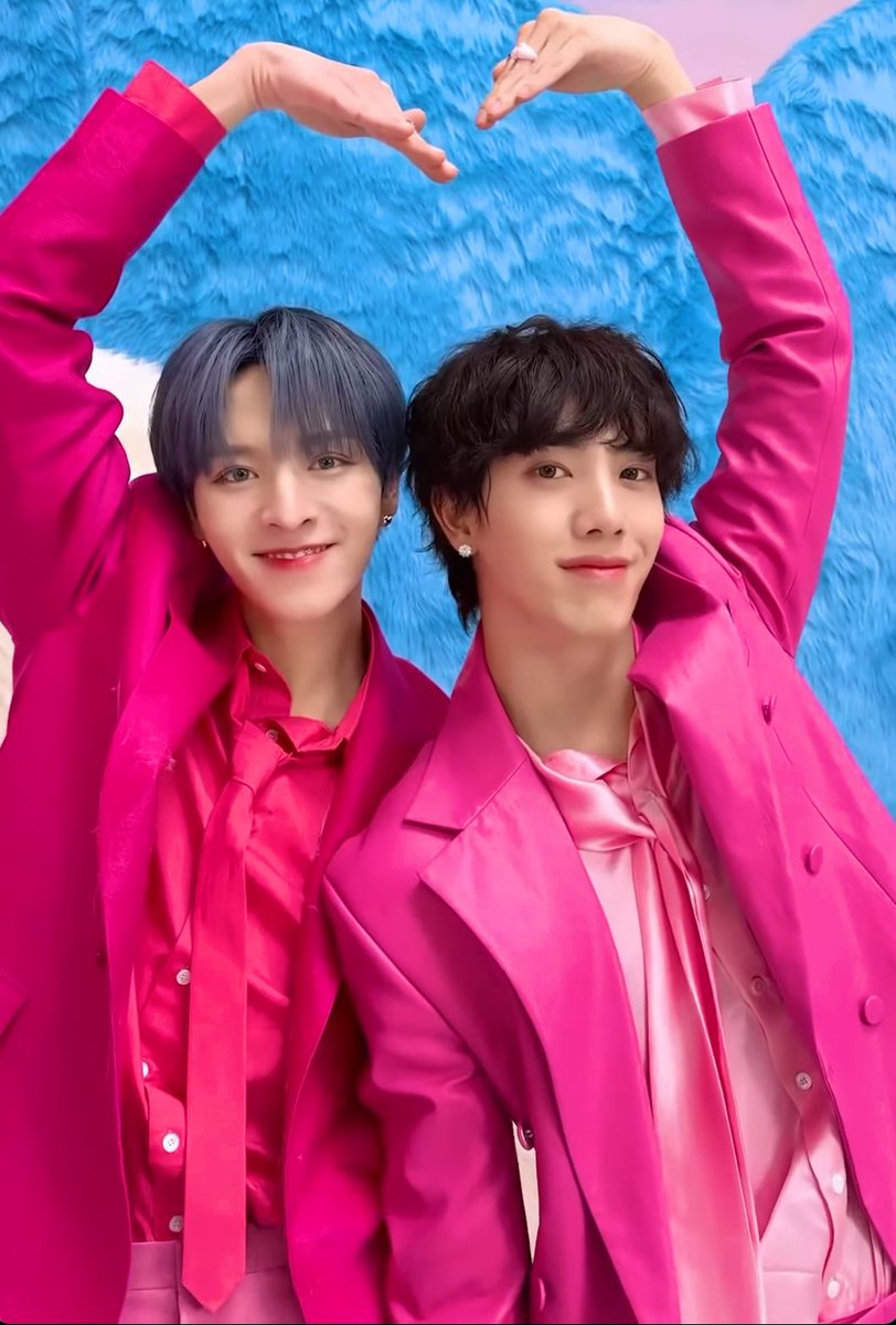 Cats.🩷推しは카즈타🦄🩷 (@crocodile6275) / Posts / X