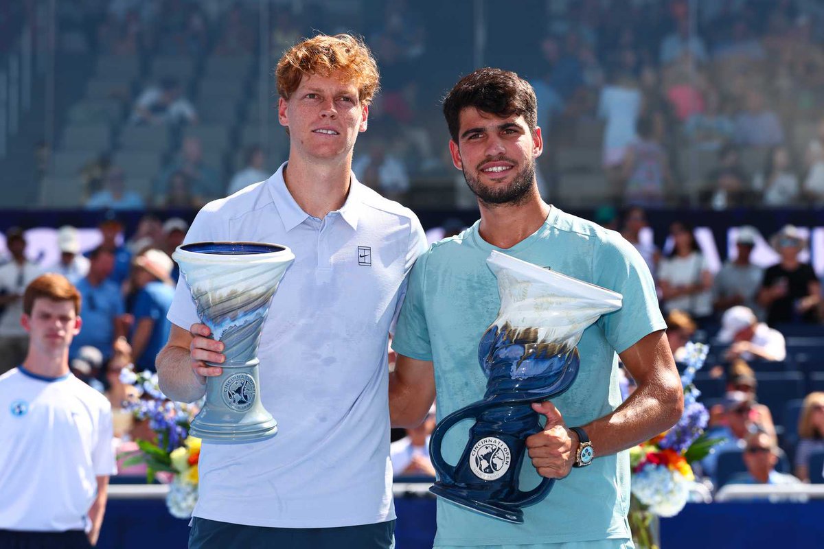 AlcarazTurkiye's tweet photo. Açık-sert kortlarda Alcaraz'ın son 5 turnuvası:
Cincinnati 1000 🇺🇸 - Şampiyon 🏆
US Open 🇺🇸 - Şampiyon 🏆
Tokyo 🇯🇵 - Şampiyon 🏆
Australian Open 🇦🇺 - Şampiyon 🏆
Doha 🇶🇦- Şampiyon 🏆
30 maç, 30 galibiyet. Buz kestik. 🧊
#QatarOpen https://t.co/vvKZSpA11m