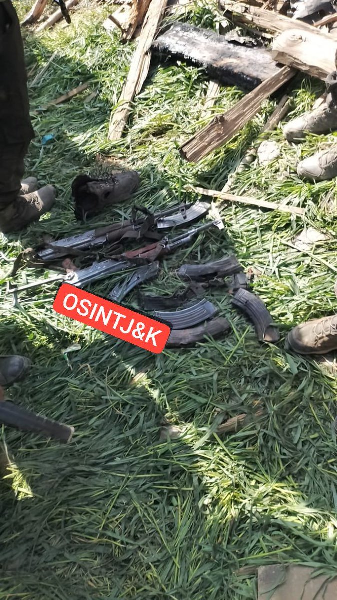 OSINTJKL's tweet image. #KishtwarEncounter
Recoveries From Encounter Site