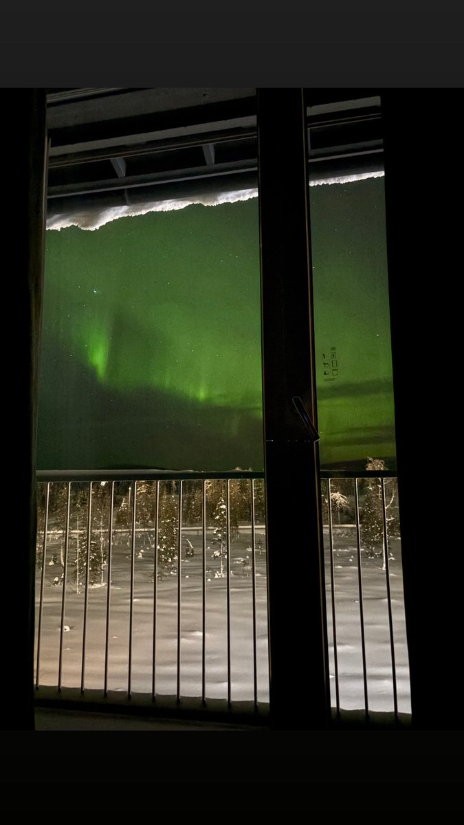 ryvbtravel's tweet photo. I ❤️ Finland 
One of the most magical places I’ve been.  More pictures to come! 

#aurora #NorthernLights #Finland #Skiing #Adventure https://t.co/Hvv9oG8n08