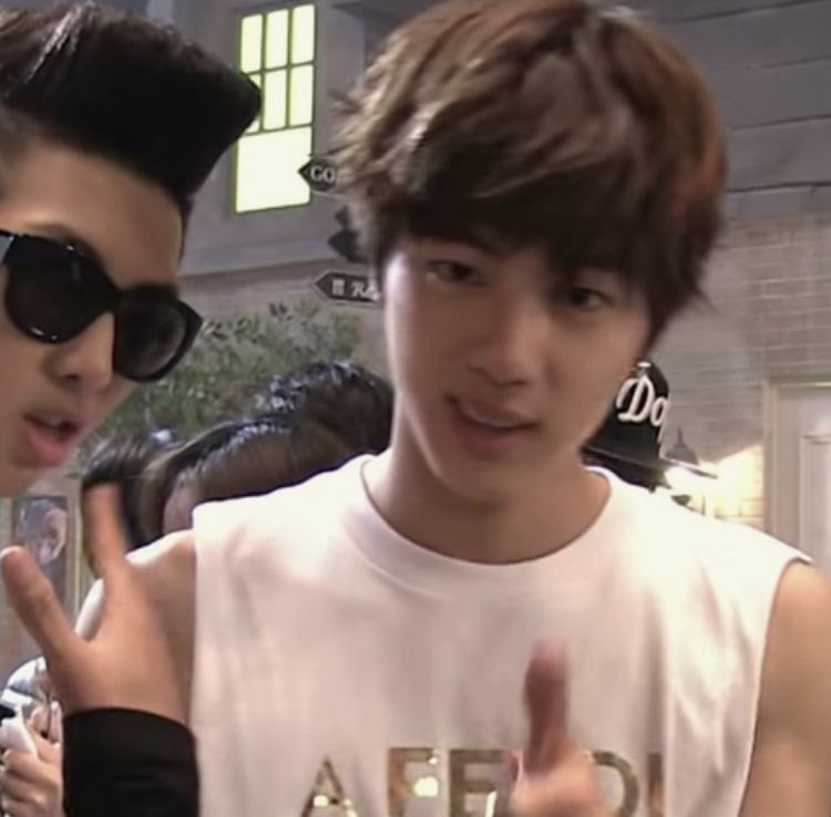 ًecho (@jinluvspace) on Twitter photo 