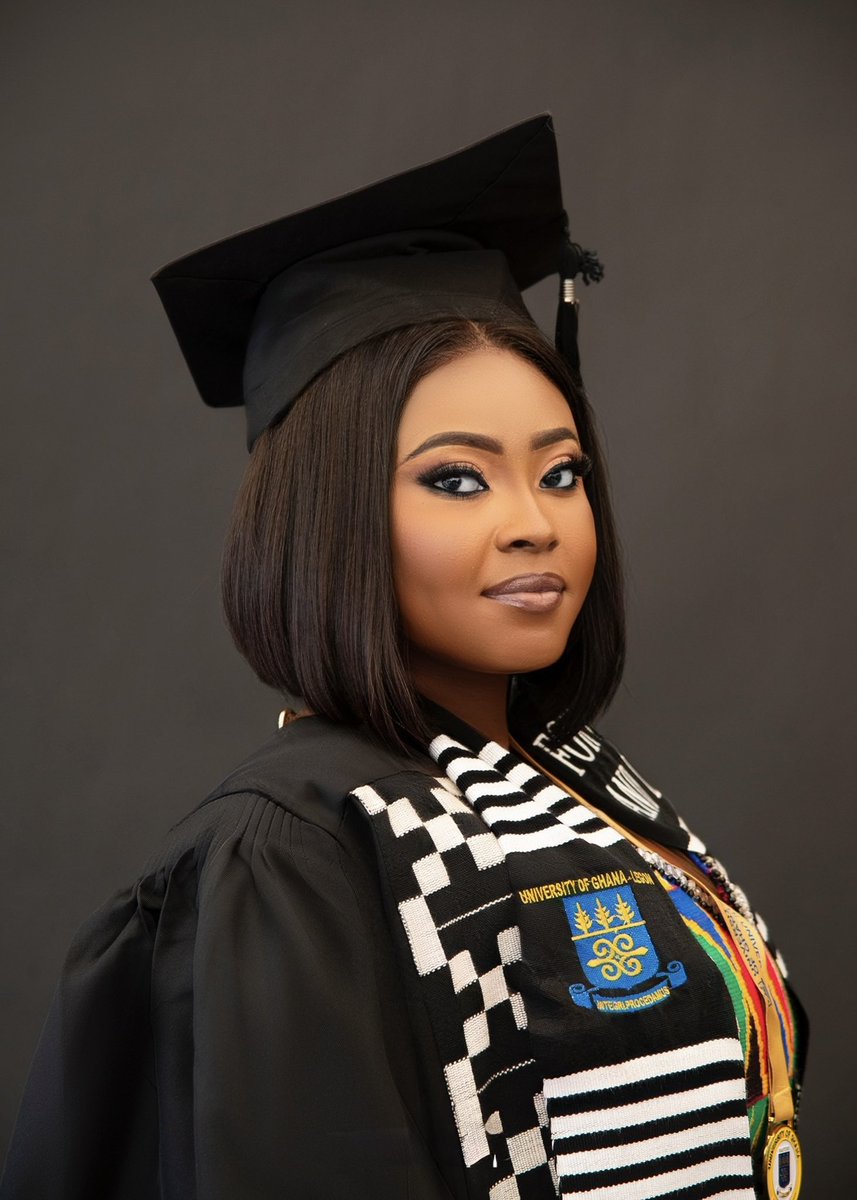 ms_asabea's tweet photo. Just closed the chapter on my Master's journey! 🎓 Grateful for the experience, the growth, and the connections. Ready for what's next! 
Congratulations to myself!
Definitely a Smart Ass🤭❤️ https://t.co/oknC8KlWbT