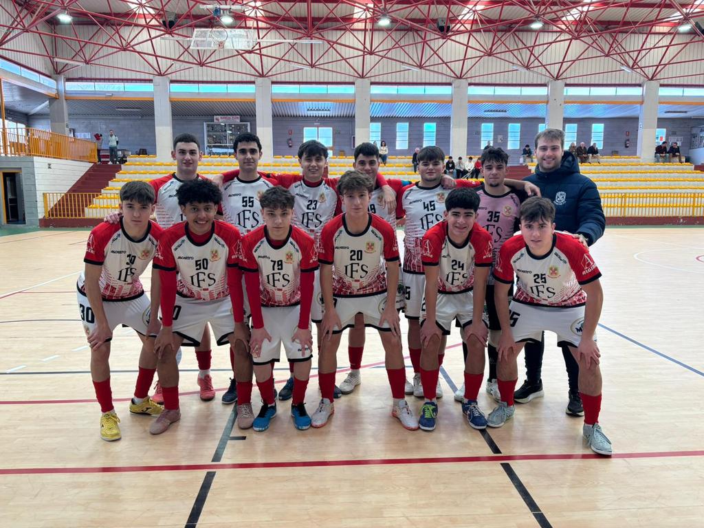 InfantesFS's tweet photo. JUVENIL PREFERENTE 25-26 
RESULTADO (J1  Fase descenso)
  @InfantesFS 6-1 @CDChiloeches
Victoria importante de cara a la permanencia. Tras unos minutos de incertidumbre el equipo se asentó en la pista cogiendo ventaja en el marcador quitándose la presión de encima. https://t.co/M9xxJEEqm3