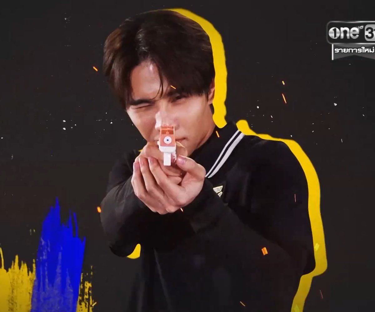 มือปืนที่คิด🔫💥                 มือปืนชีวิตจริง🔫💦

#RunningManTHEP1 #jeffsatur 555555554