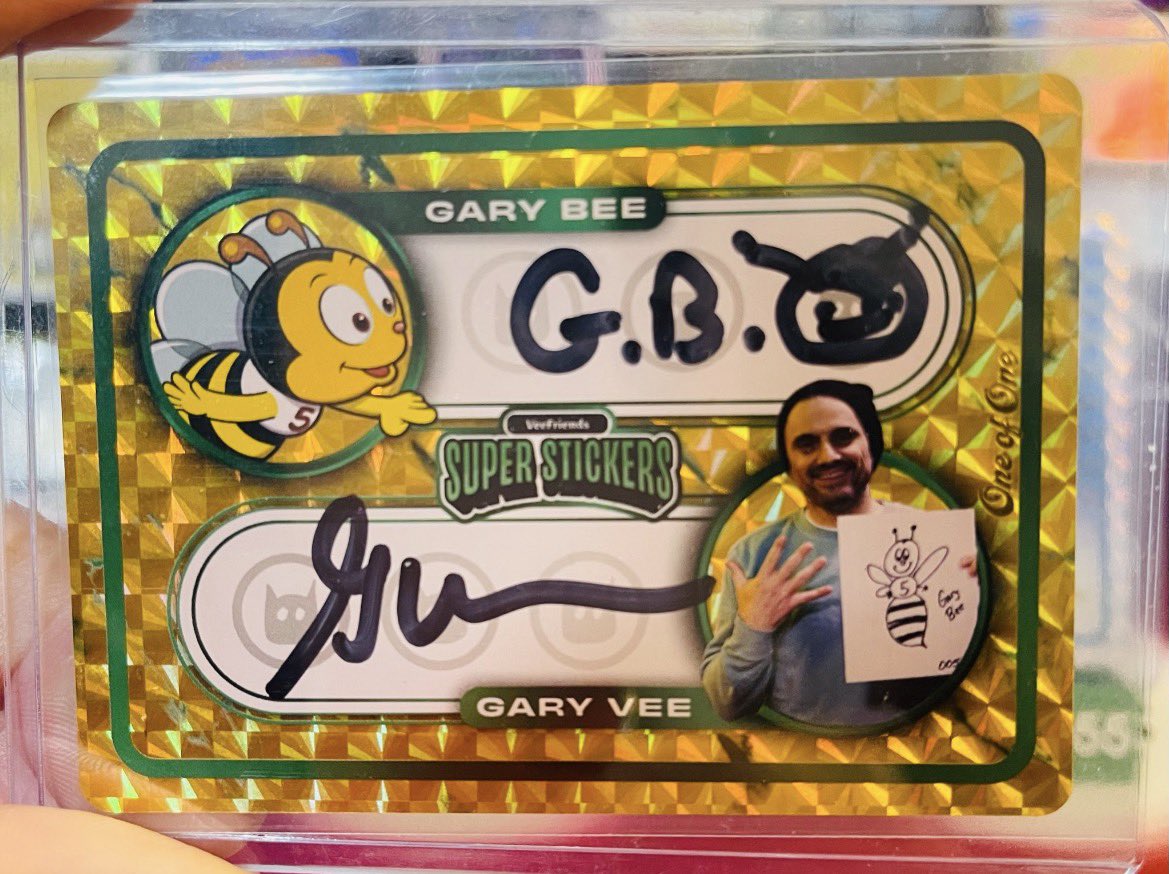 VeeFriends Cards 2/2* Tracker tweet media