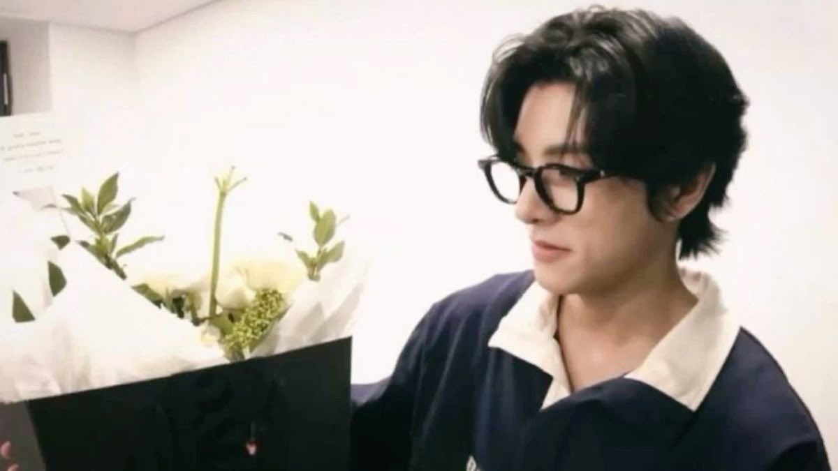 heeejaked's tweet image. boyfriend &amp;lt;3