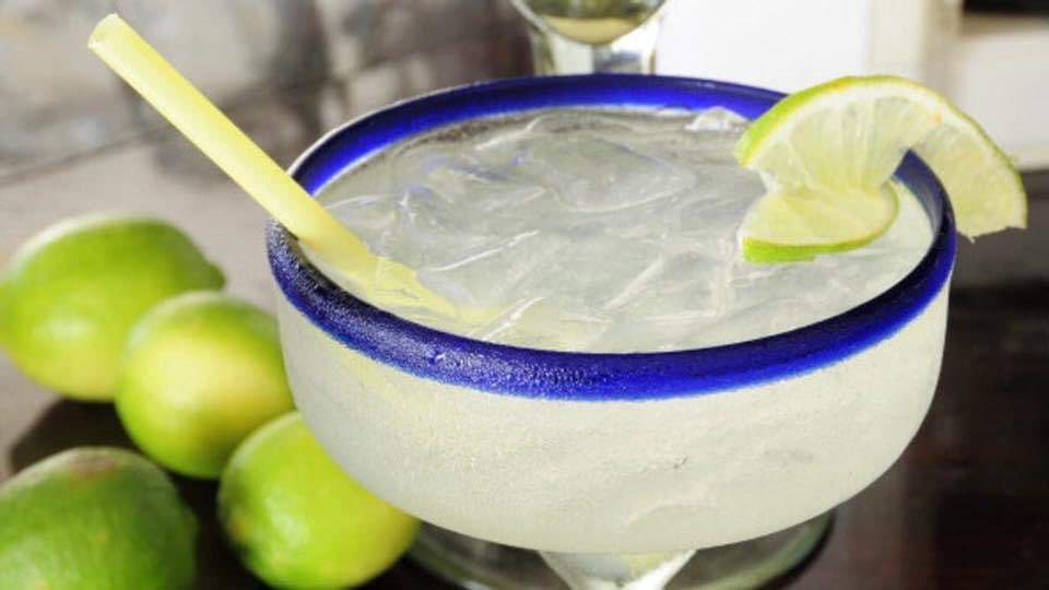 CorinnePulitzer's tweet image. #CocktailFans are celebrating today &amp;amp; whether you prefer them frozen, straight up or flavored, it’s #NstionalMargaritaDay…Get out the #Tequila #TripleSec #Limes &amp;amp; #Salt! “Salud”🍸🍋‍🟩 @Patron @Casamigos @CointreauSA @RosaMexicano @NationalDayCal @HeyWhatDay @DiningGuide2Day