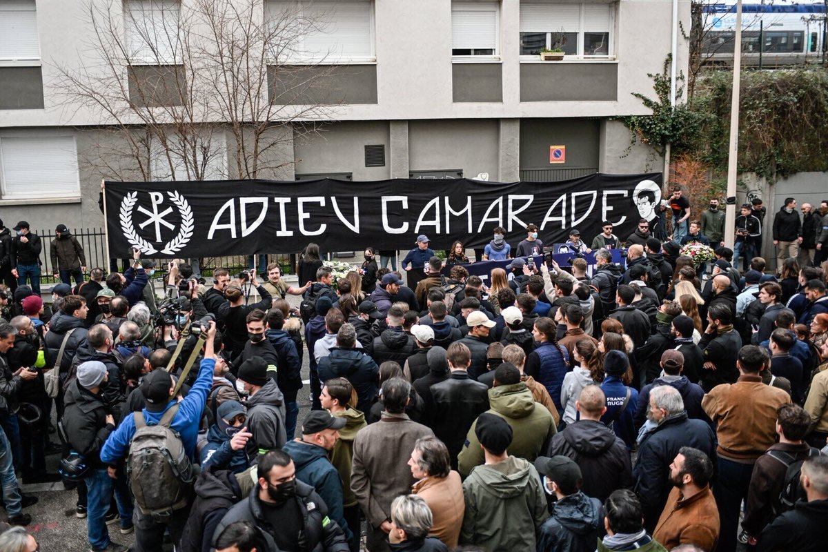 2Ceyrat2Furious's tweet photo. Coïncidence ? #JusticePourQuentin #FRAITA #ovalie #Facho https://t.co/5dedfm0fMs