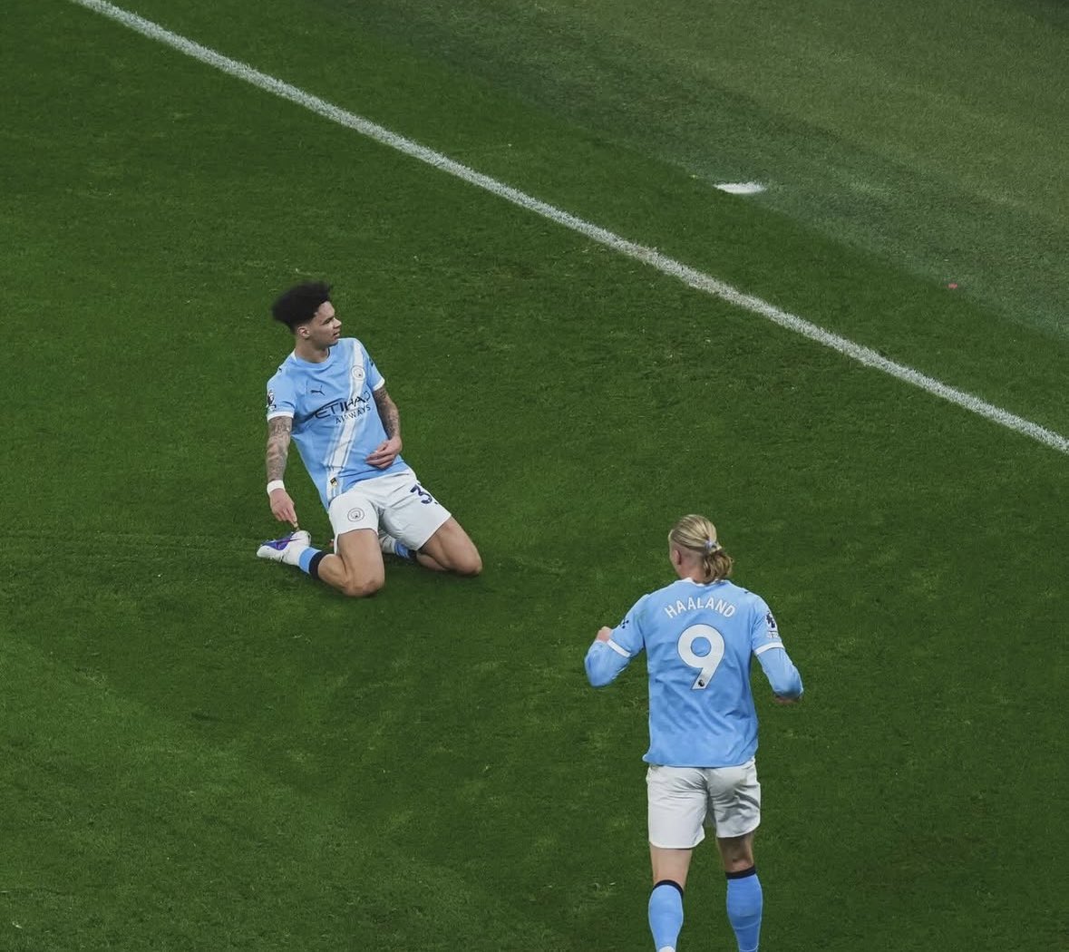 radhoo12's tweet image. Nico O’Reilly has been MOTM from LB at Bernabeu against Real Madrid. 

MOTM at Anfield and MOTM against Newcastle from midfield. 

😂😂😂😂😂😂😂😂😂😂😂😂😂