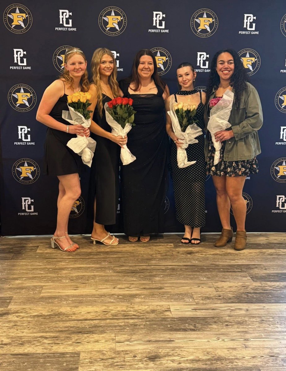 5starsavageva's tweet photo. Last night we celebrated the four seniors who helped build who we are today.

We went 4 for 4… four seniors, four commitments and we plan to keep building our name in rooms where it hasn’t been heard yet because of the foundation they laid. This is only the beginning.. On deck 2027..