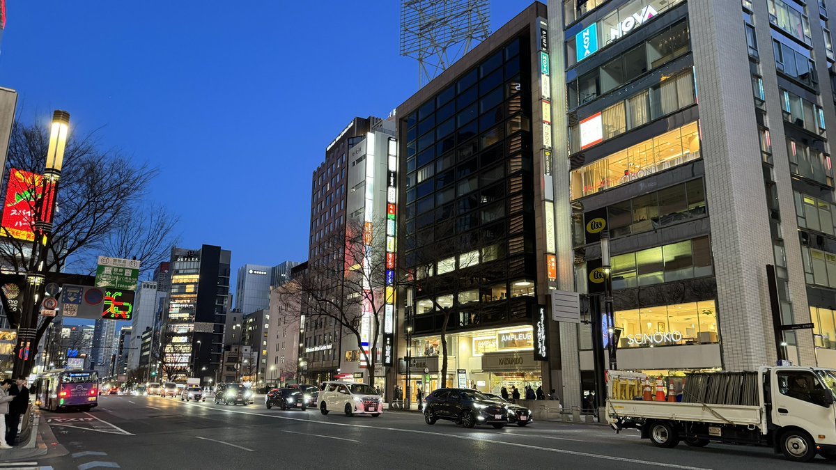 KaiReview's tweet photo. 【銀座】Ginza, Tokyo https://t.co/iI3ridXsFY