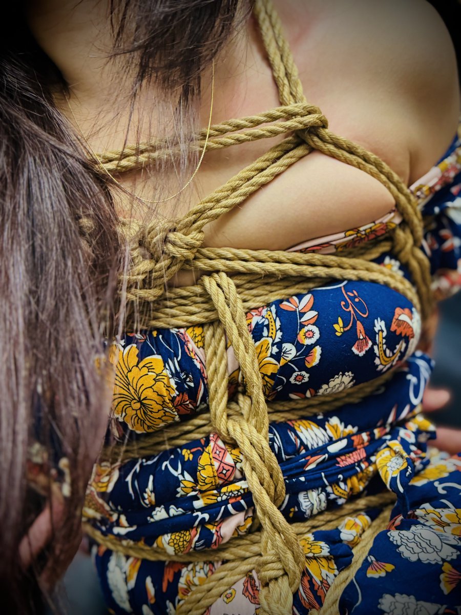 ☯️日蝕☯️ Nisshoku tweet media