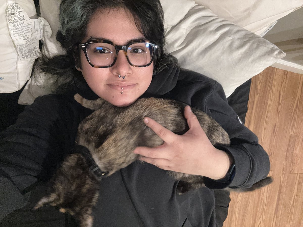 razcham's tweet image. hiiiiiii