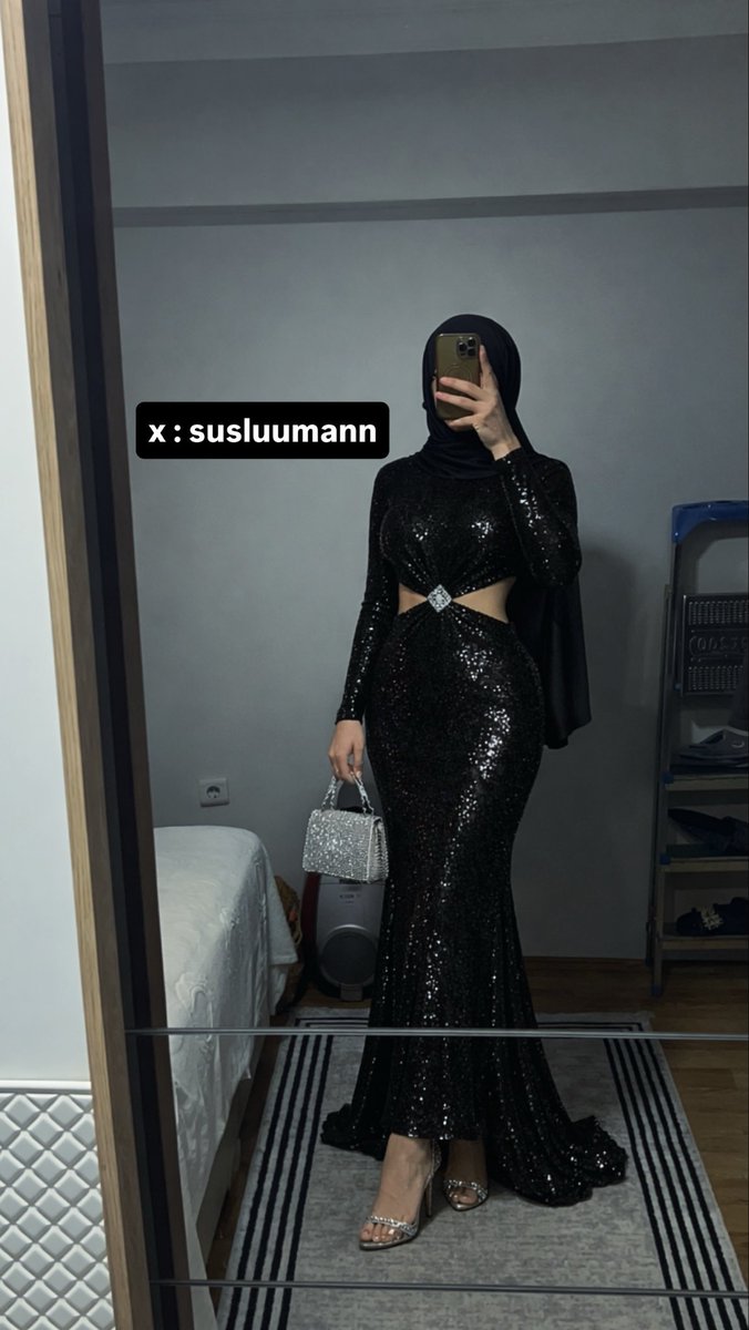 süslüümannn tweet media