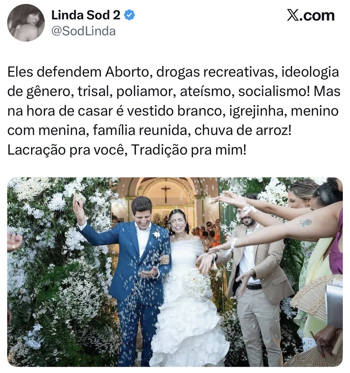 Será que é tão difícil aceitar que as pessoas podem DEFENDER A LIBERDADE DE CADA UM VIVER A VIDA COMO QUISER E TER UMA VIDA TRADICIONAL?