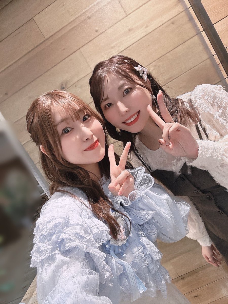 先日の #アズ生26冬 の収録の後、Marikaさんと一緒にお写真を撮らせていただきました📸
自作のヌイ＆ブローチ可愛かったです…！努力家で気配り上手で、とっても癒されました🫶🤍
時間があればもっと沢山お喋りしたかった〜！！