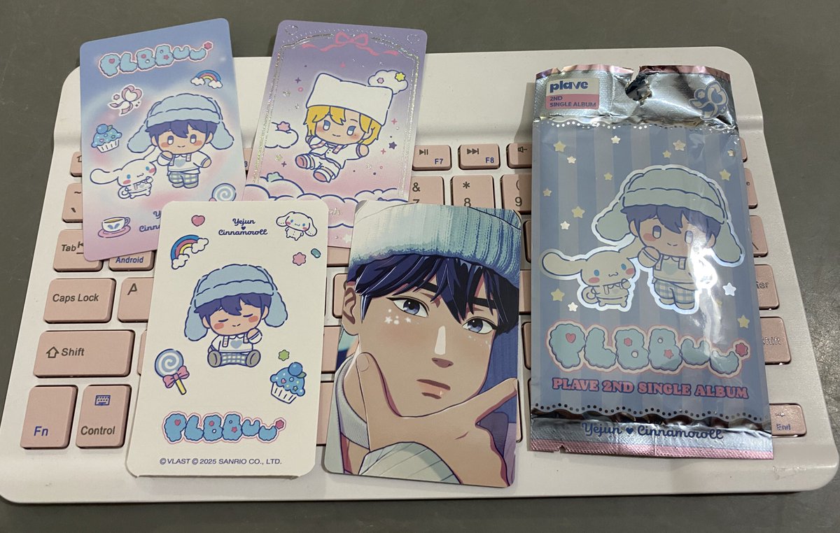 oh my god…….😭💙