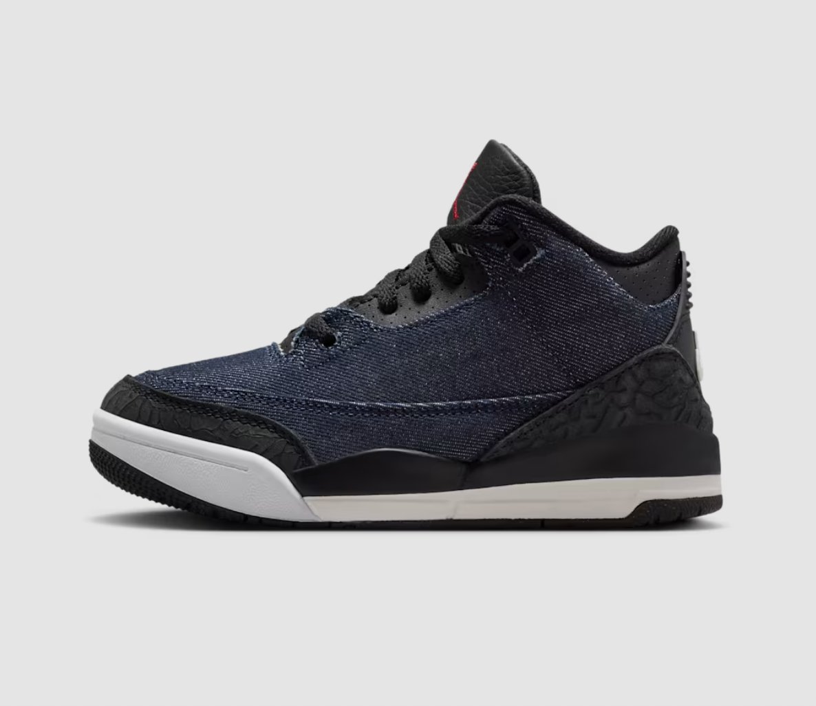 SOLELINKS's tweet photo. Ad: Few sizes available
Levi’s x Air Jordan 3 Retro 

Black and White
Nike:https://t.co/WtKyWU7ZfH
Sole Play:https://t.co/Tey2x0yYzb
Grinmore:https://t.co/w86bKsr9lK

Kids Indigo and Gym Red
PS:https://t.co/njGoPs9kS0
TD:https://t.co/jxaiMVbDD3 https://t.co/LOmtOj2IkO