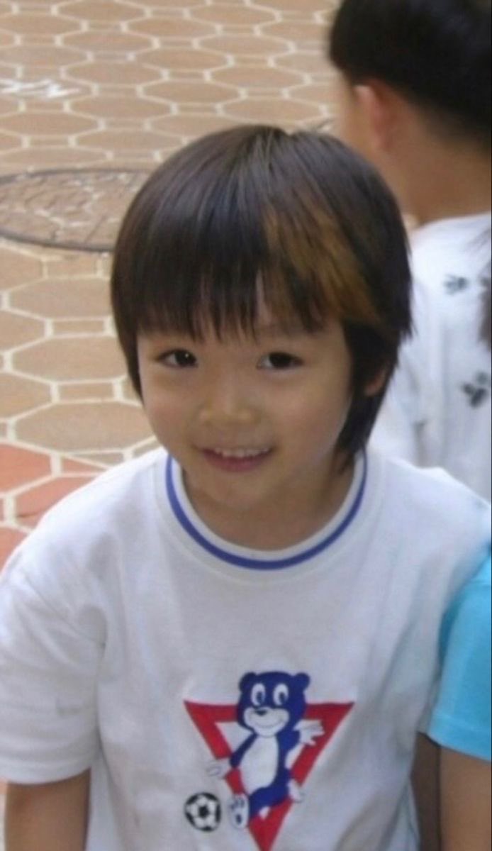 ซองชานตอนเด็ก : ได้รับเงินค่าขนม 3000 วอนแล้วรู้สึกเหมือนมีโลกทั้งใบ

โคดจาเปี๊ยก อ้วมมมมมเอ้ย 😭😭😭🤲🏻🤲🏻🤲🏻