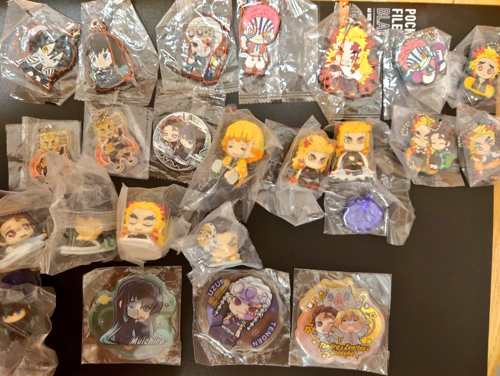 ひとみ tweet media