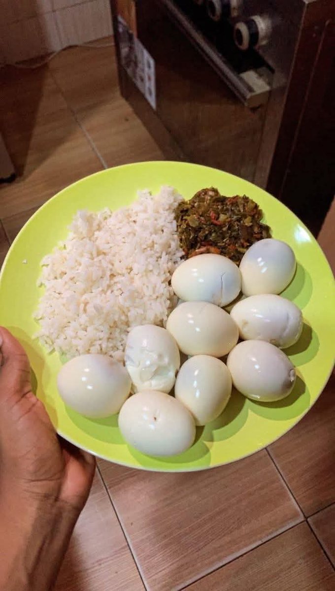 You have been so brainwashed to the point that you still think this is UNHEALTHY.

Let me break this plate down properly.

You’re looking at:
— 8 boiled eggs
— A serving of white rice
— A small scoop of vegetable sauce

Nutritional Breakdown:
— Protein: ~58g
— Carbohydrates: ~48g