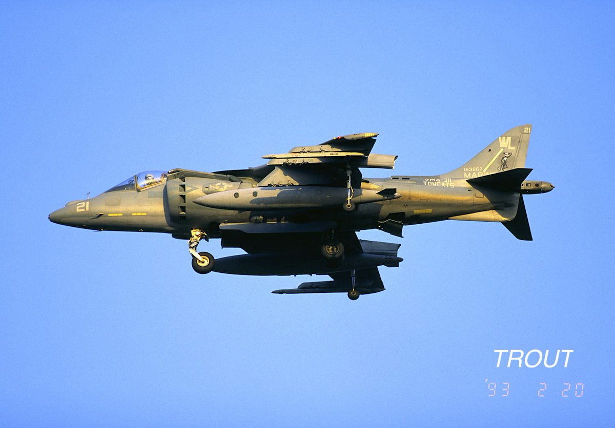 222の日 😺の日 VMA-311 